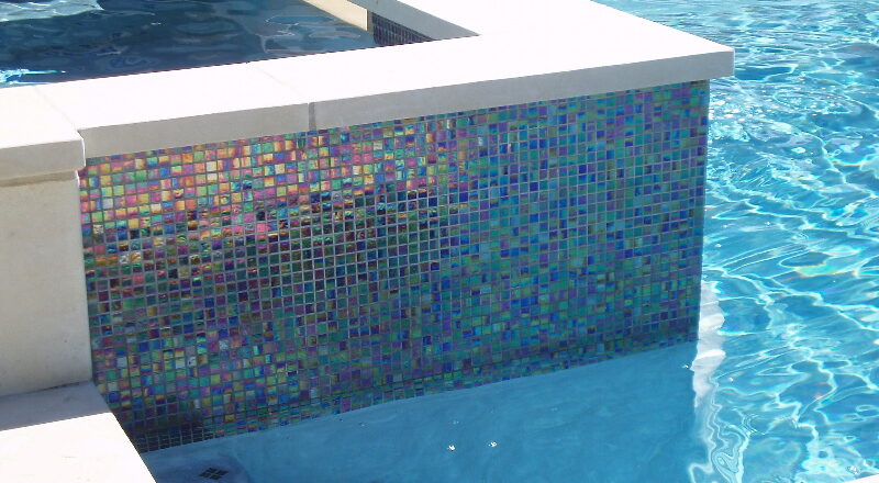 What to Consider When Choosing the Best Pool Tile for Your Swimming Pool Renovation